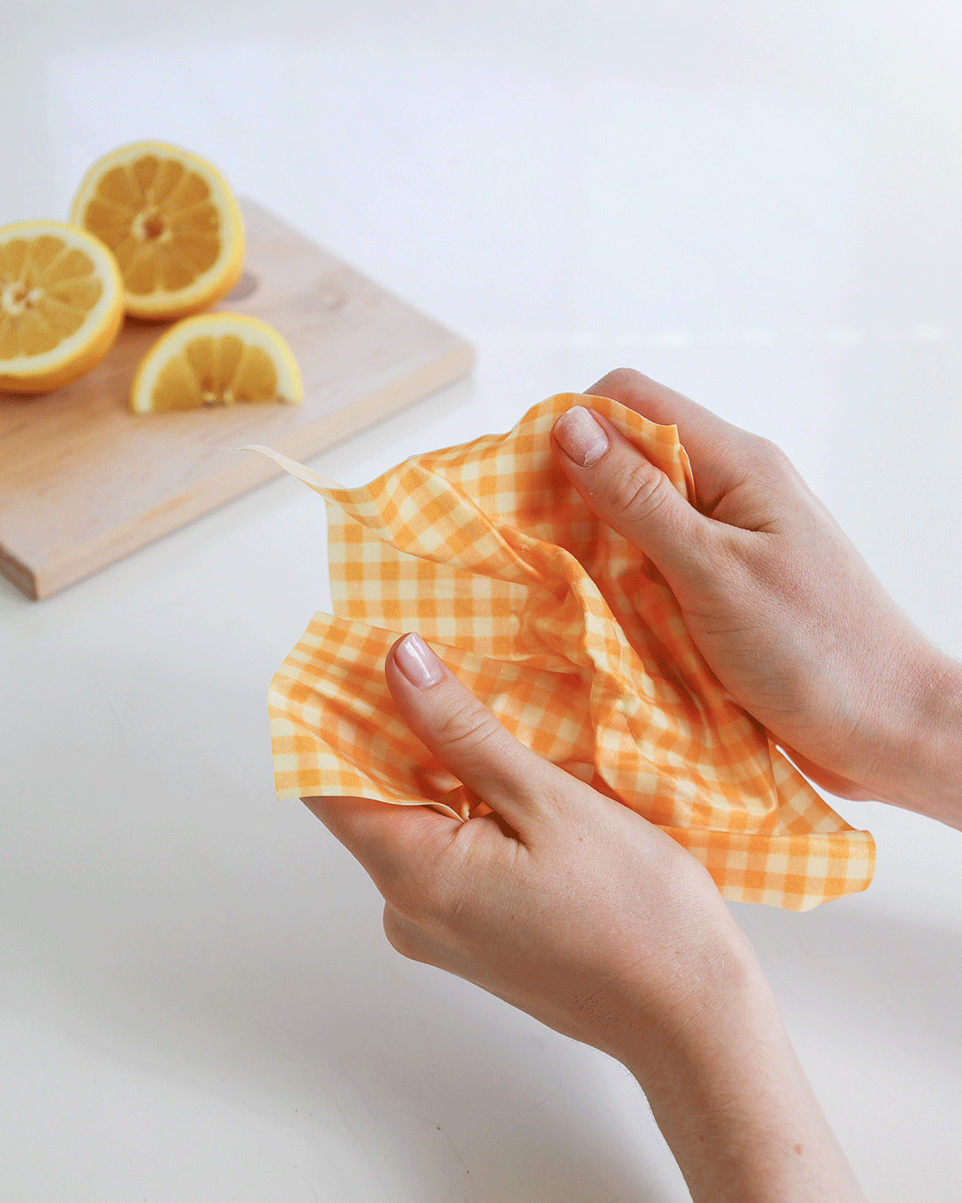 Blog Title: The Do’s and Don’ts of Beeswax Wraps: Your Guide to Eco-Friendly Food Storage - NATURE BEE