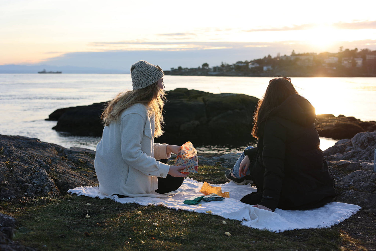 Environmental + Mental Well-being - NATURE BEE