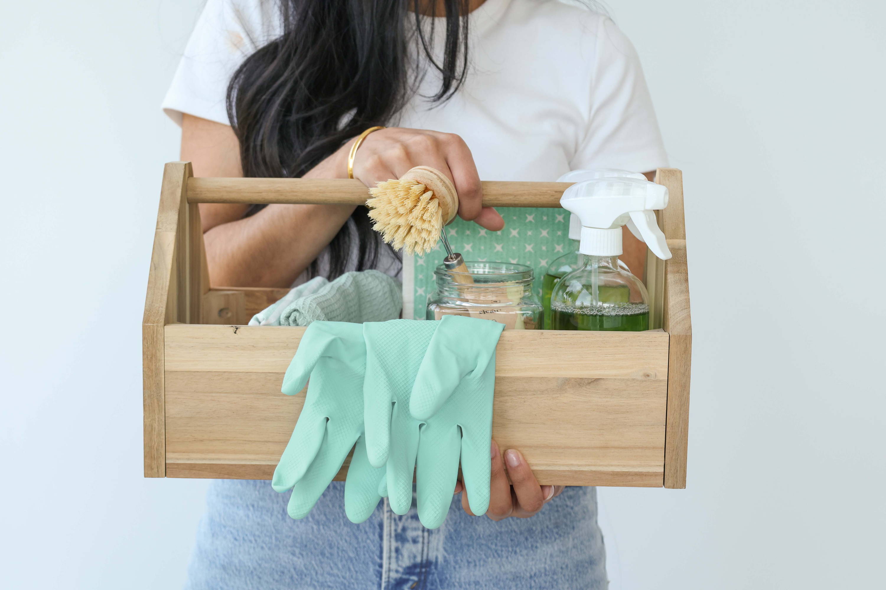 Sustainable Spring Cleaning with Nature Bee