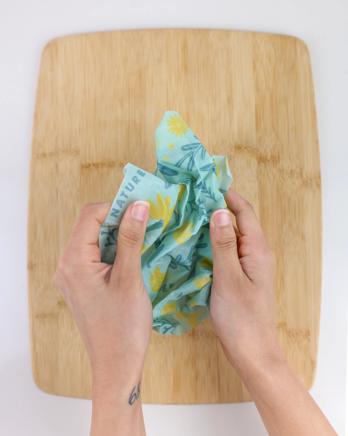 HOW IT WORKS BEESWAX WRAPS – NATURE BEE