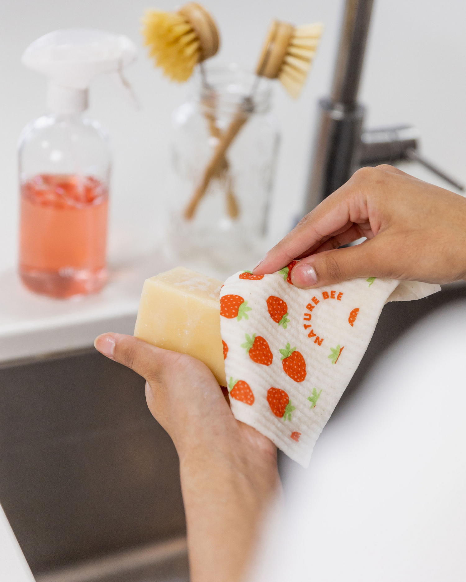 https://www.naturebeewraps.ca/cdn/shop/products/LavenderLemonSolidDishSoapBarEcoZeroWasteHomePlasticFreeStrawberrySwedishDishclothLatherWash_d45522df-8f89-42a5-9884-1de853afc0a2.png?v=1695160106&width=1500